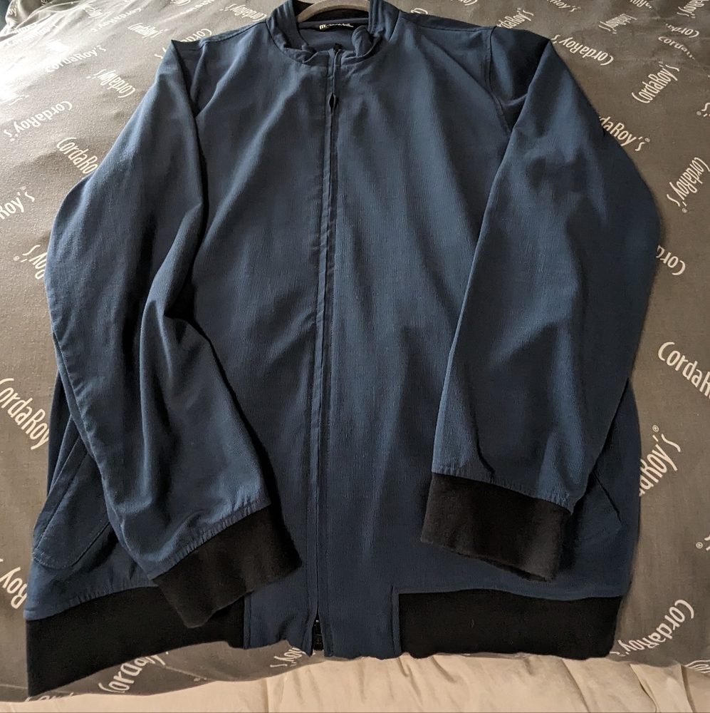 Travis Mathew lightweight bomber look jacket